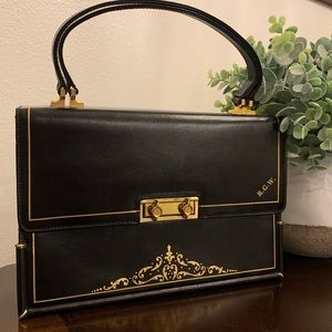 Make an offer! Vintage L.E. leather Kelly handbag